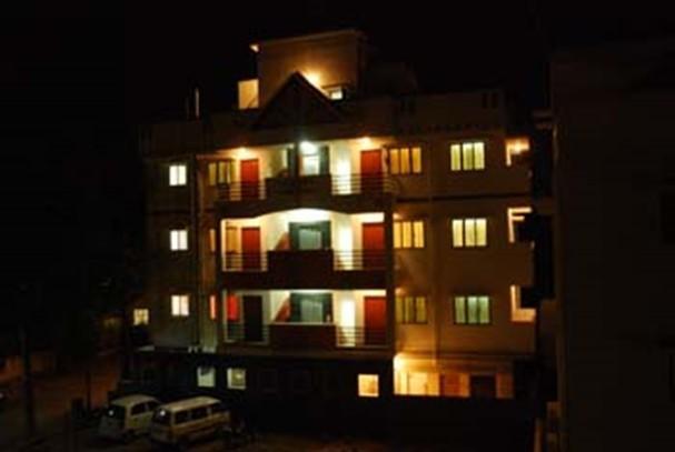 The Tavern Bed & Breakfast Bangalore Dış mekan fotoğraf